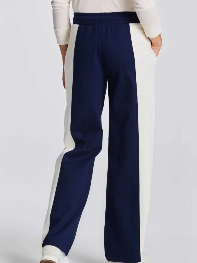 Gant - D1. CONTRAST... 2