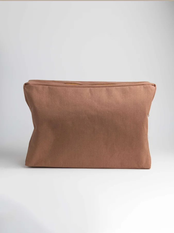 Item International -... 2