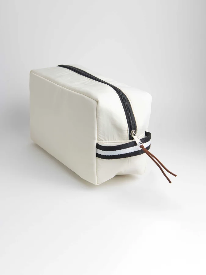 Item International - Toilet... 2