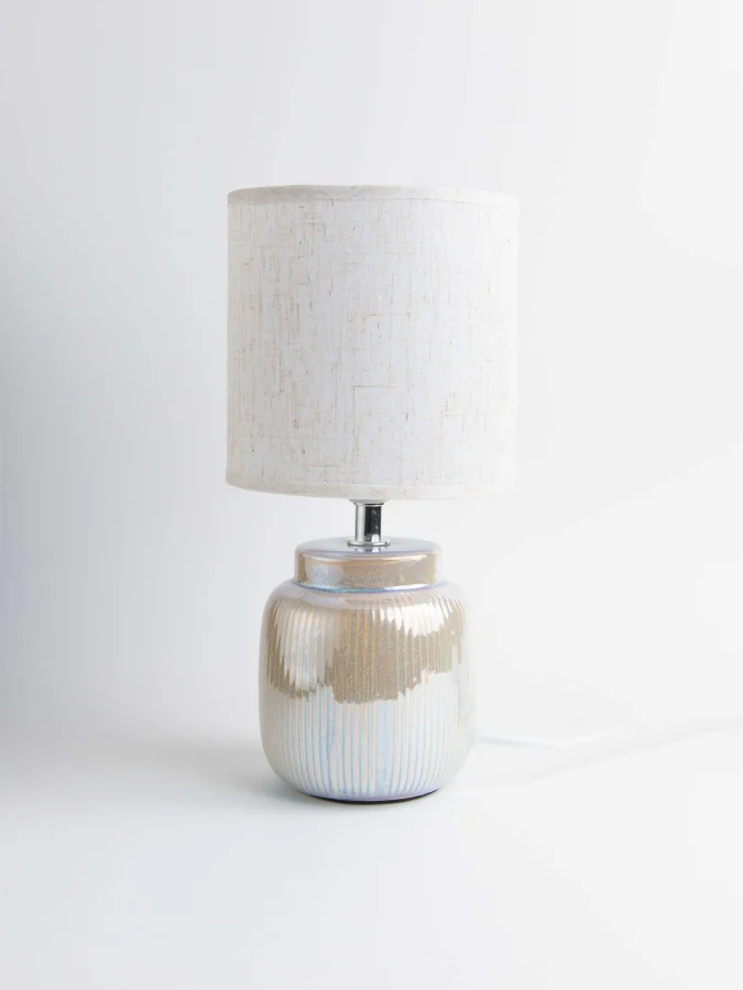 Item International -...