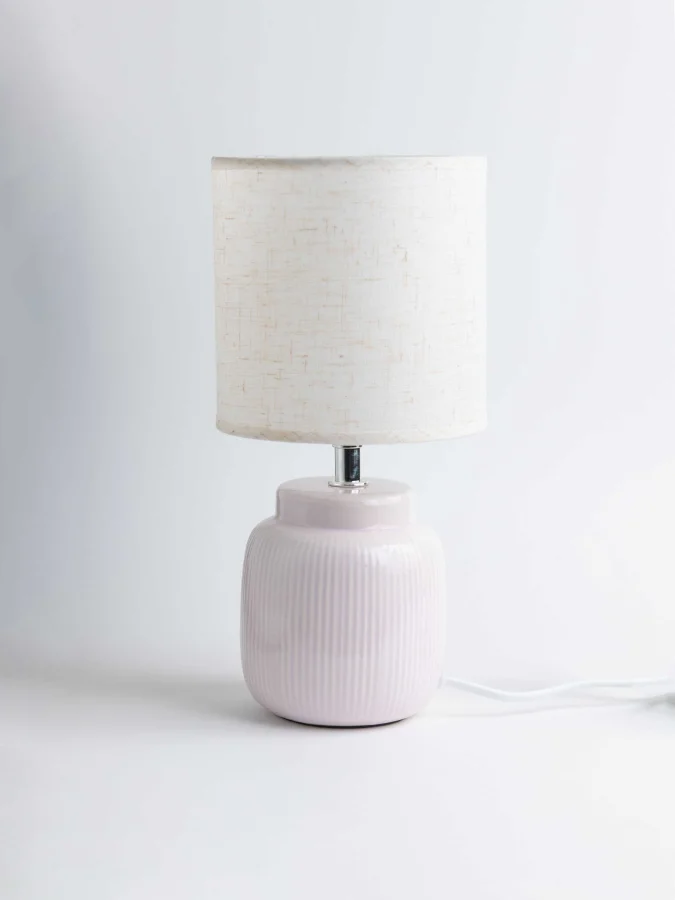 Item International - Table...