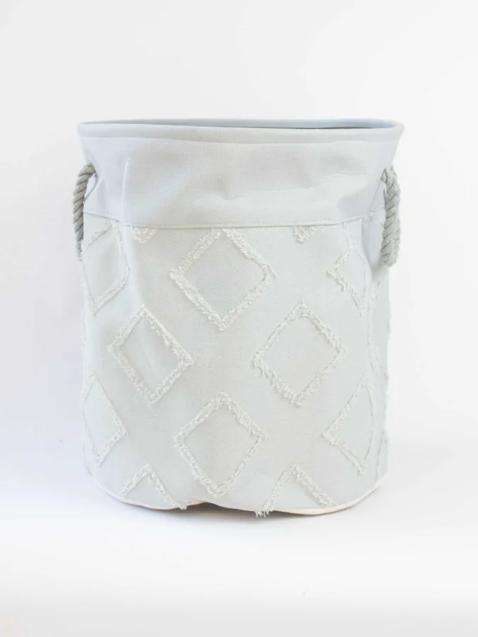 Item International -...