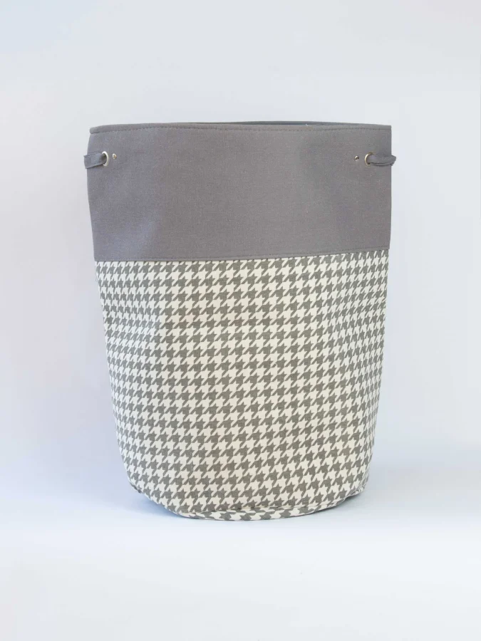 Item International -...