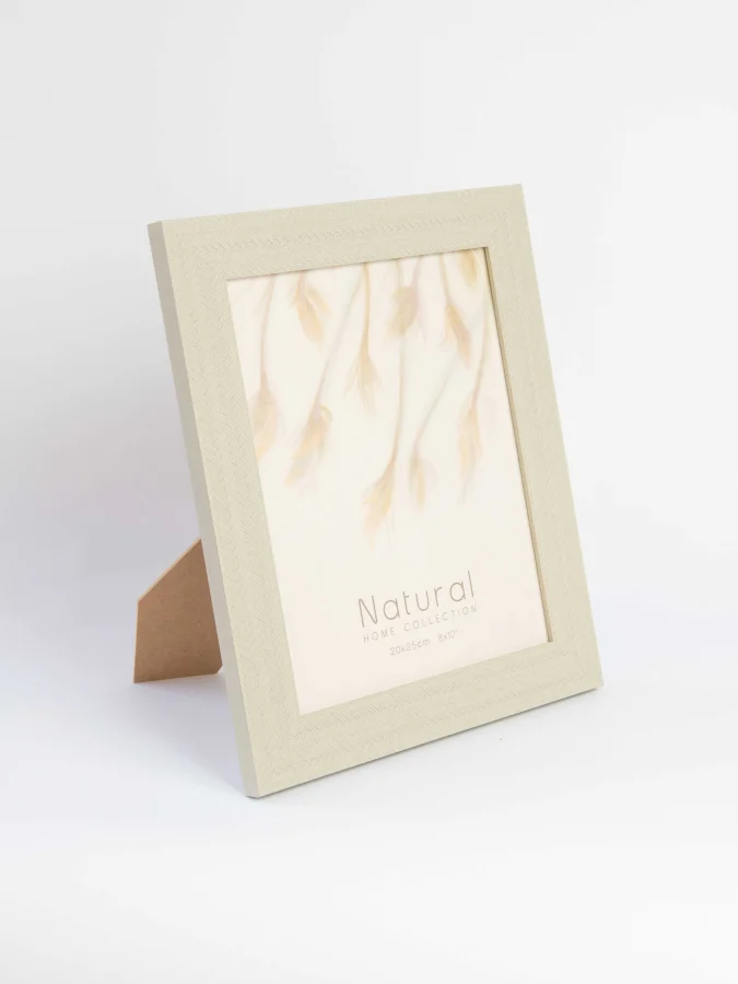 Item International - Photo... 2