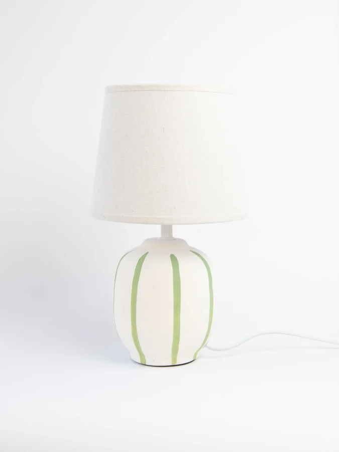 Item International - Table...