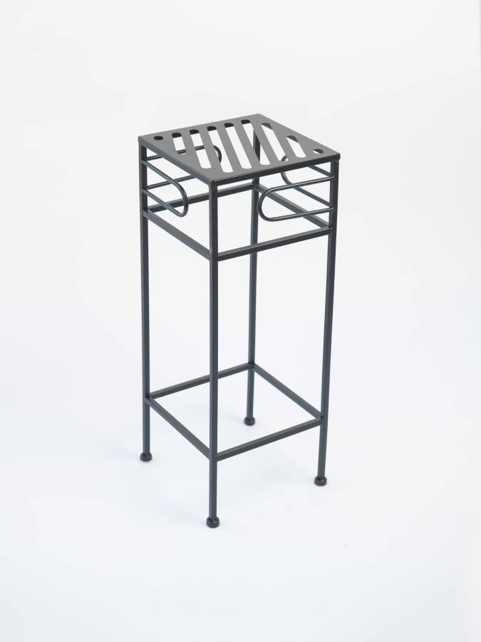 Item International - ქოთნის...