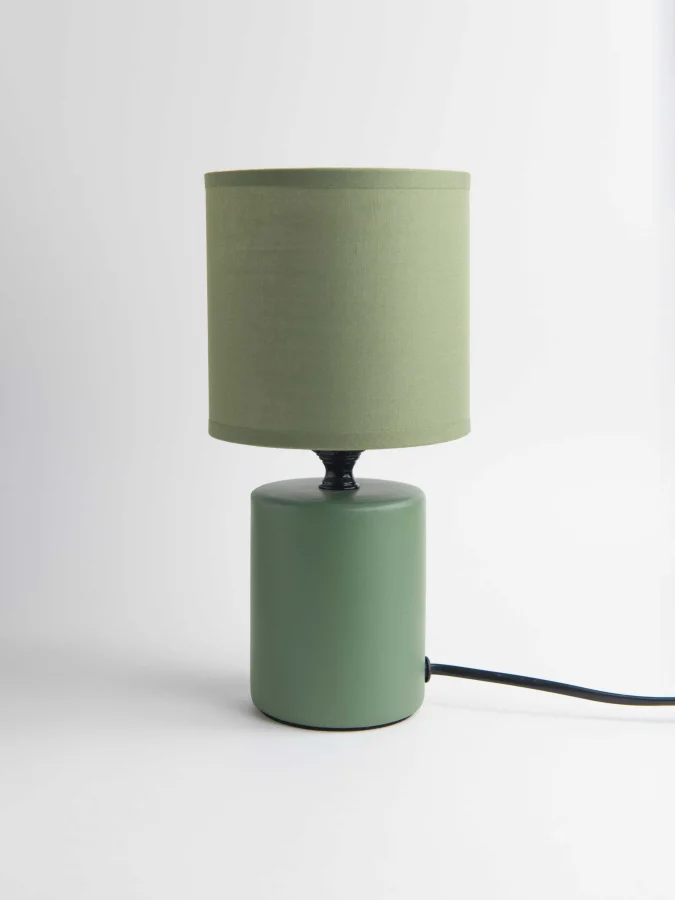 Item International - Table...