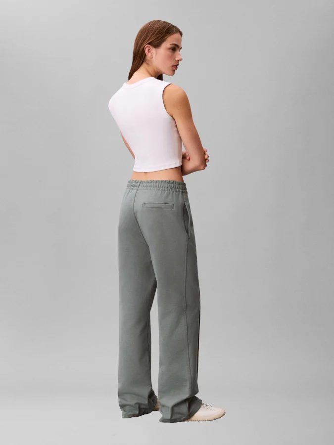 CALVIN KLEIN JEANS -... 2