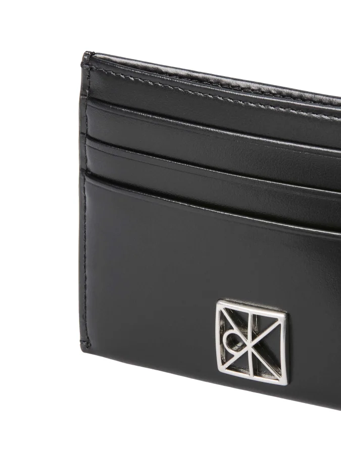 CALVIN KLEIN - EMBLEM HW... 2