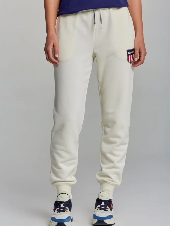 Gant - D1.  GANT RETRO...