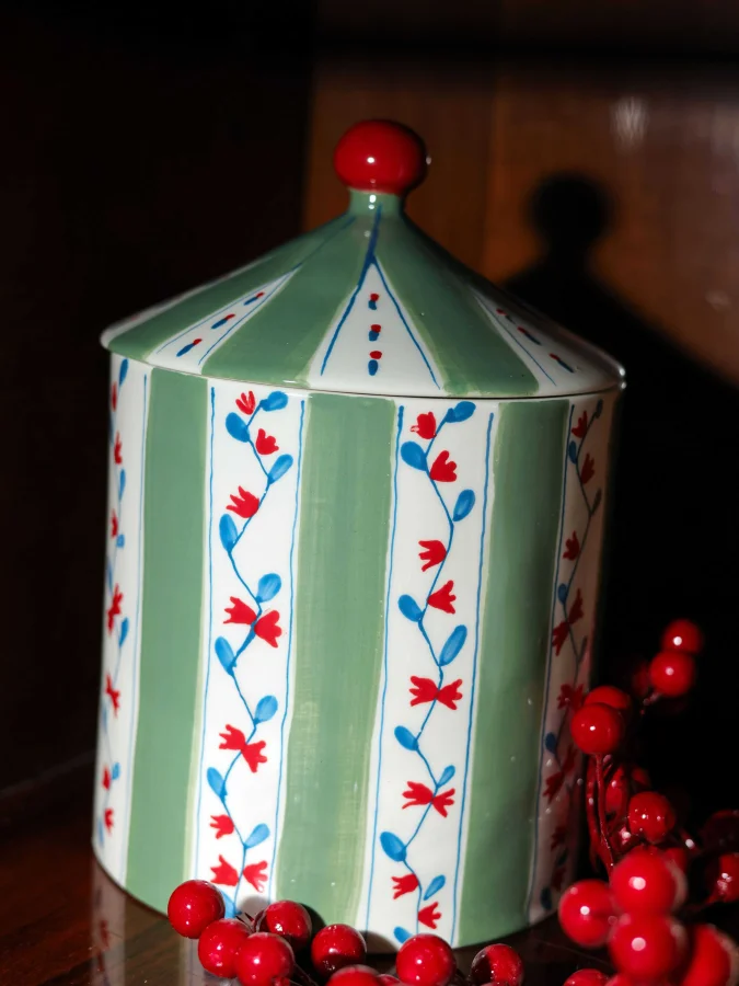 LAETITIA ROUGET - ქილა,...