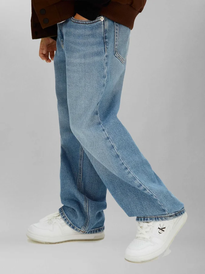 CALVIN KLEIN - SKATER...