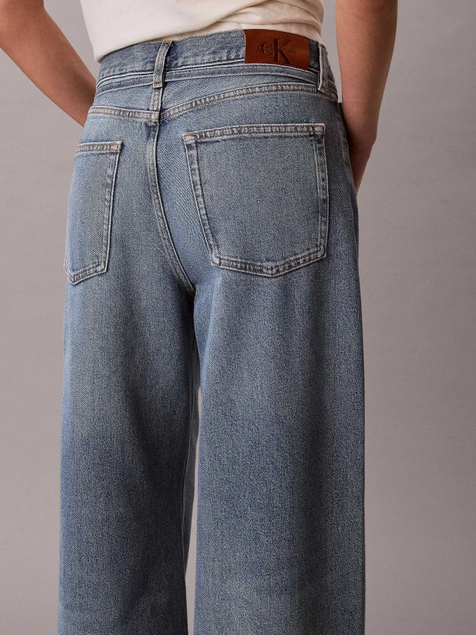 CALVIN KLEIN JEANS - LOW... 2