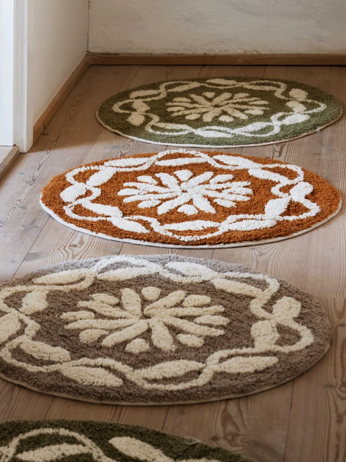 Madam Stolz - Grey Rug, 60 CM 2