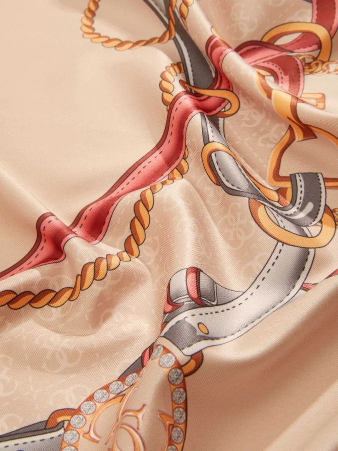 GUESS - KEFIAH 120X120 2