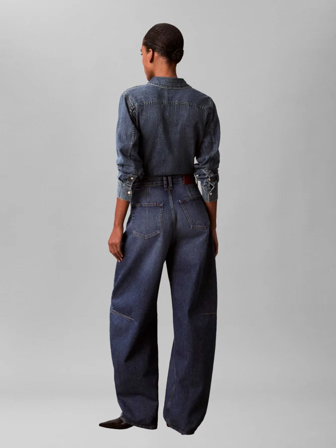 CALVIN KLEIN JEANS - THE... 2