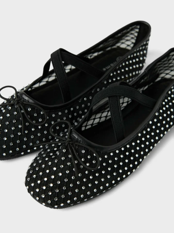 NAME IT - NKFKALUA... 2