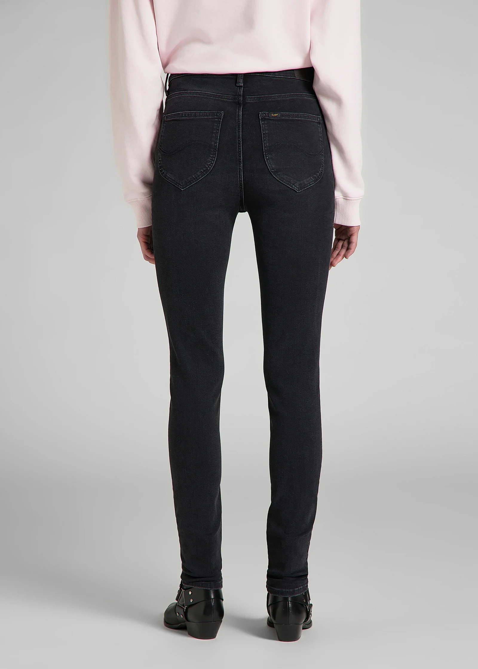 Lee - SCARLETT HIGH Lee - SCARLETT HIGH