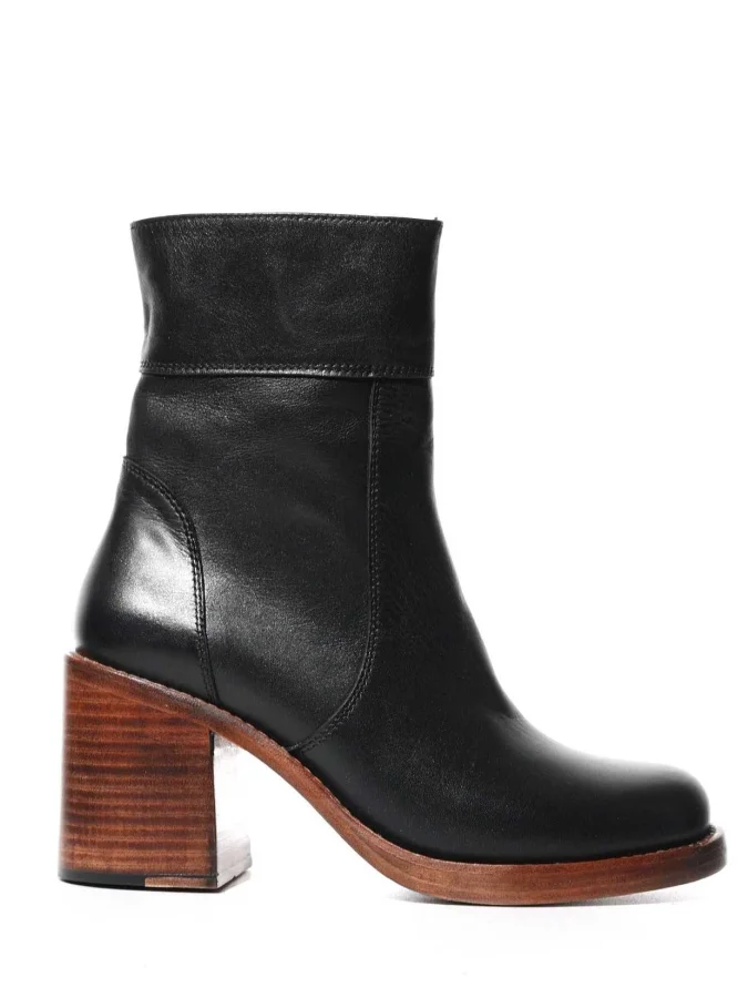 ATRIO X RUSO DANELIA