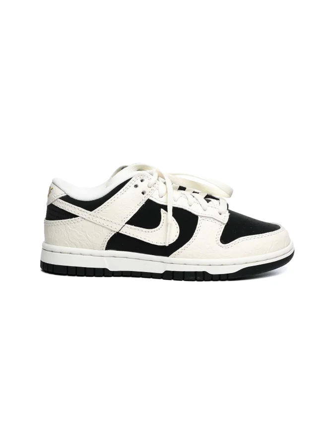 Nike - WMNS NIKE DUNK LOW