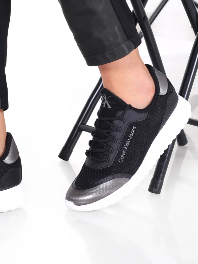 CALVIN KLEIN - RUNNER... 2