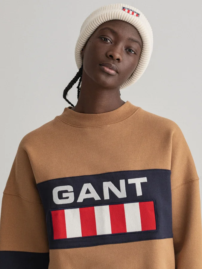 Gant - RETRO LOGO BLOCK C-NECK