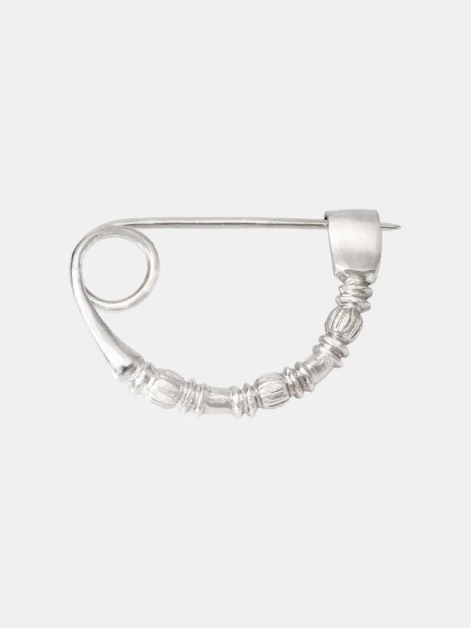 CHRONOS - ბროში ორნამენტით