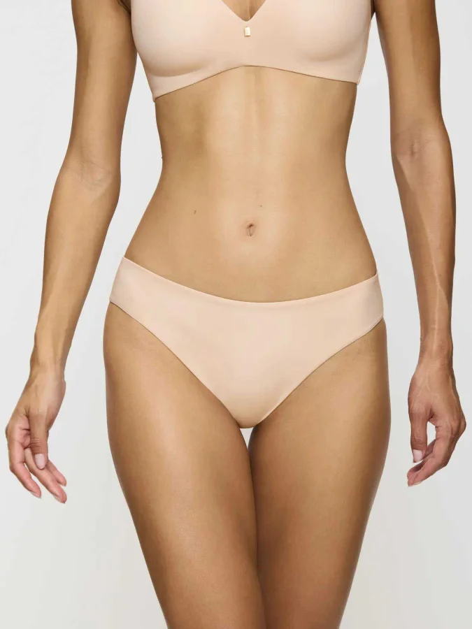 Triumph - Body Make-Up... 2