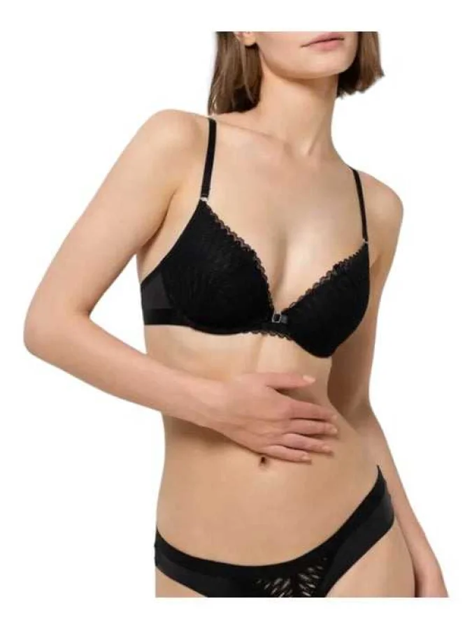 Triumph - Aura Spotlight WHU 2