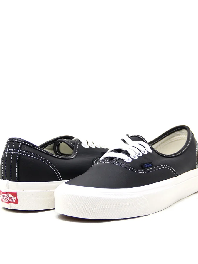 VANS - Vans UA Authentic
