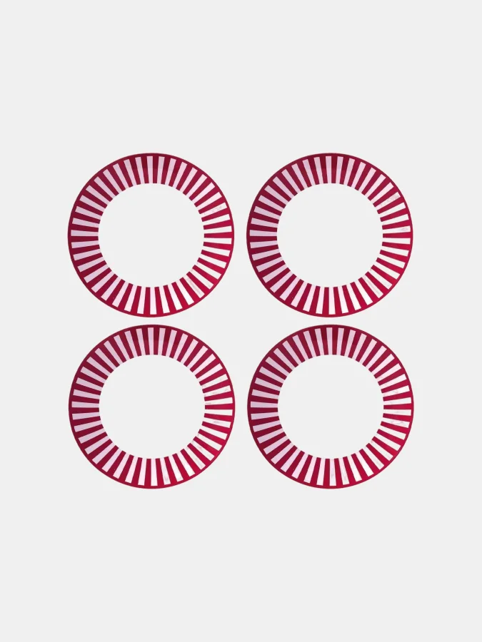 Opjet - წითელი თეფშების...