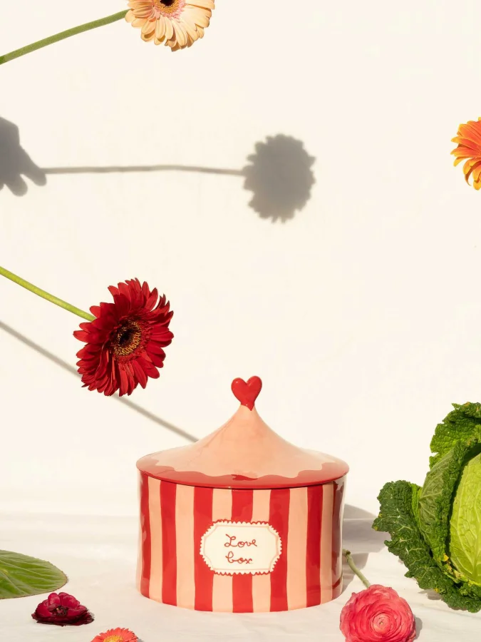 LAETITIA ROUGET - წითელი... 2