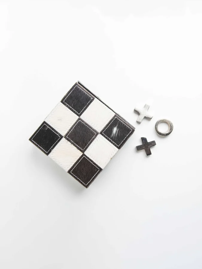 Item International -... 2