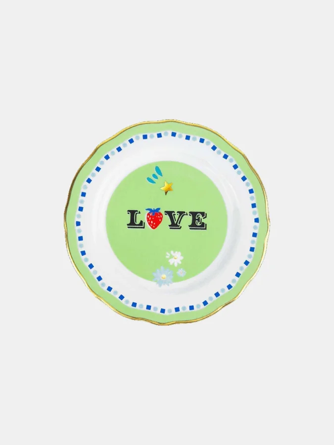 Baci Milano - Serving...