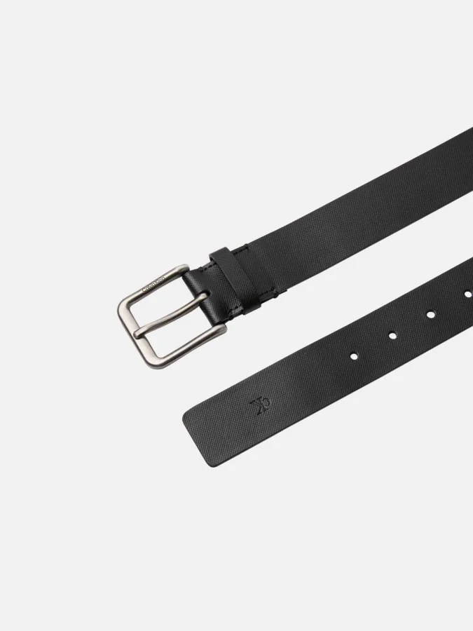 CALVIN KLEIN - CASUAL PIN... 2