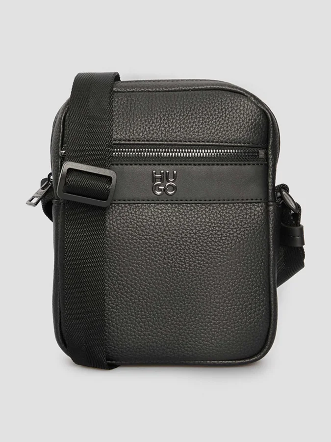 HUGO - REPORTER_WITH_ZIP