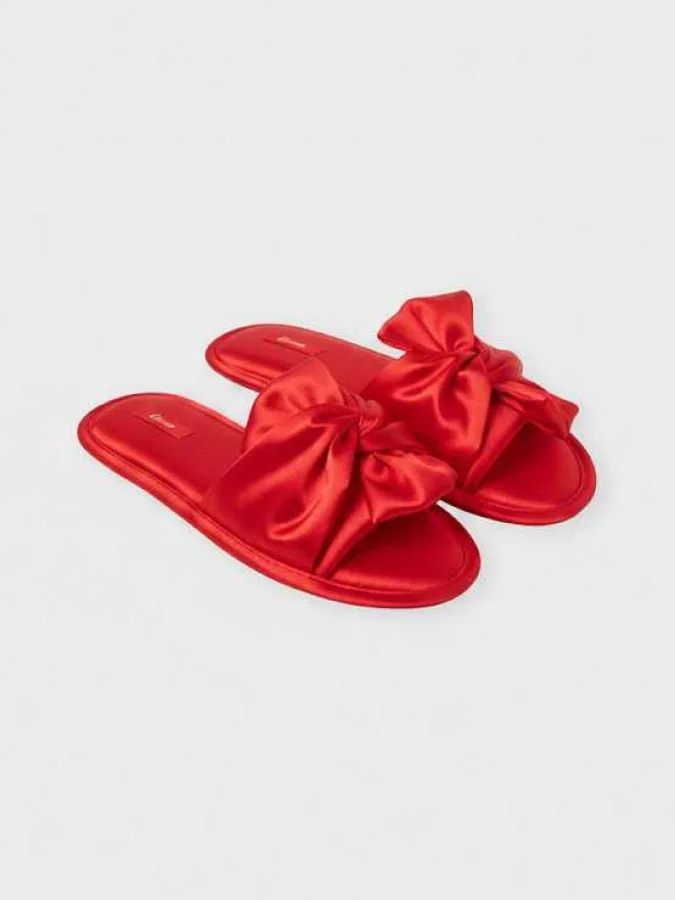 ETAM - RANIA - TONGS