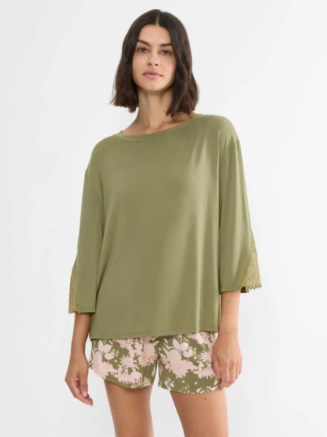 TRIUMPH - Aura Spotlight Top