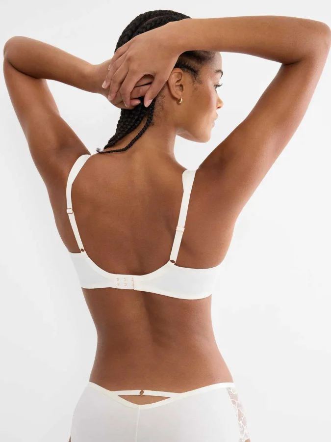 TRIUMPH - Wild Gardenia... 2