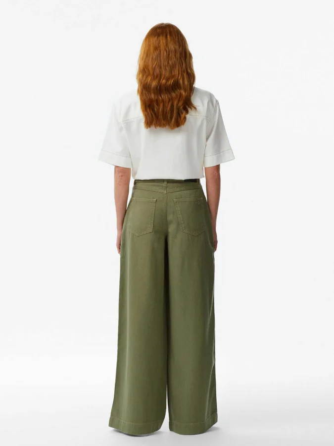 Lacoste - Womens Lacoste... 2