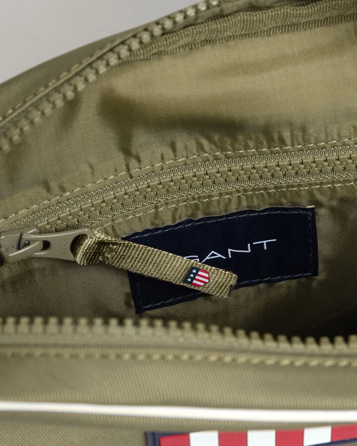 Gant - D1. GANT RETRO SHIELD ORG BAG Gant - D1. GANT RETRO SHIELD ORG BAG