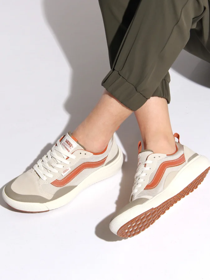 VANS 2