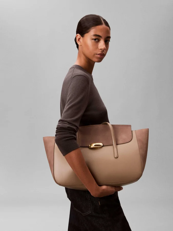 CALVIN KLEIN - HARDWARE... 2