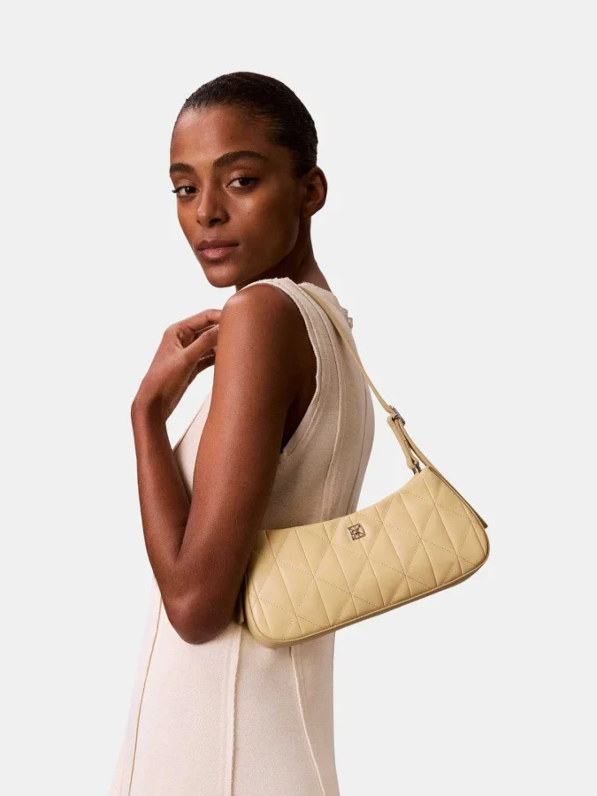 CALVIN KLEIN - QUILTED... 2