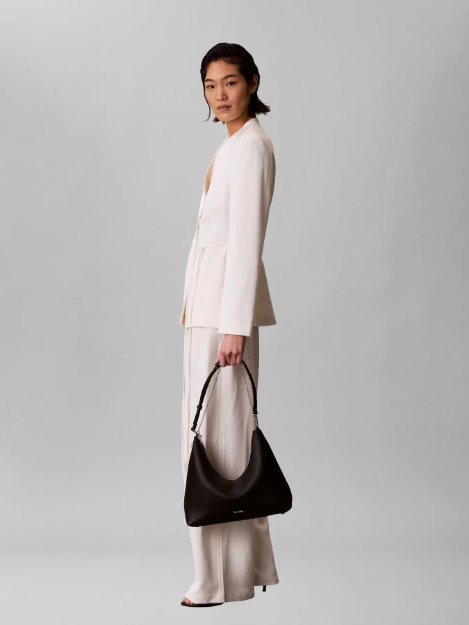 CALVIN KLEIN - EMBLEM HW... 2