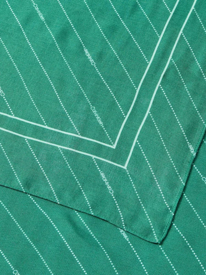 CALVIN KLEIN - PINSTRIPE... 2