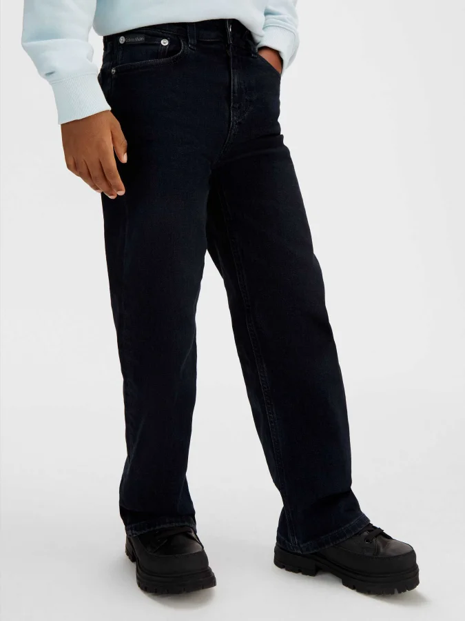 CALVIN KLEIN - SKATER JEAN