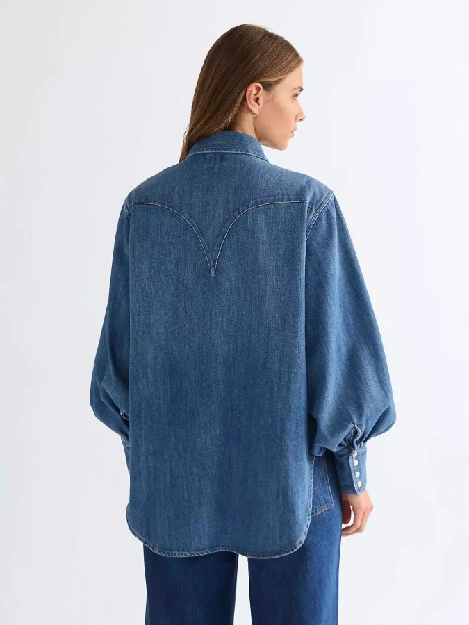 Wrangler - EXAGGERATED WESTERN 2