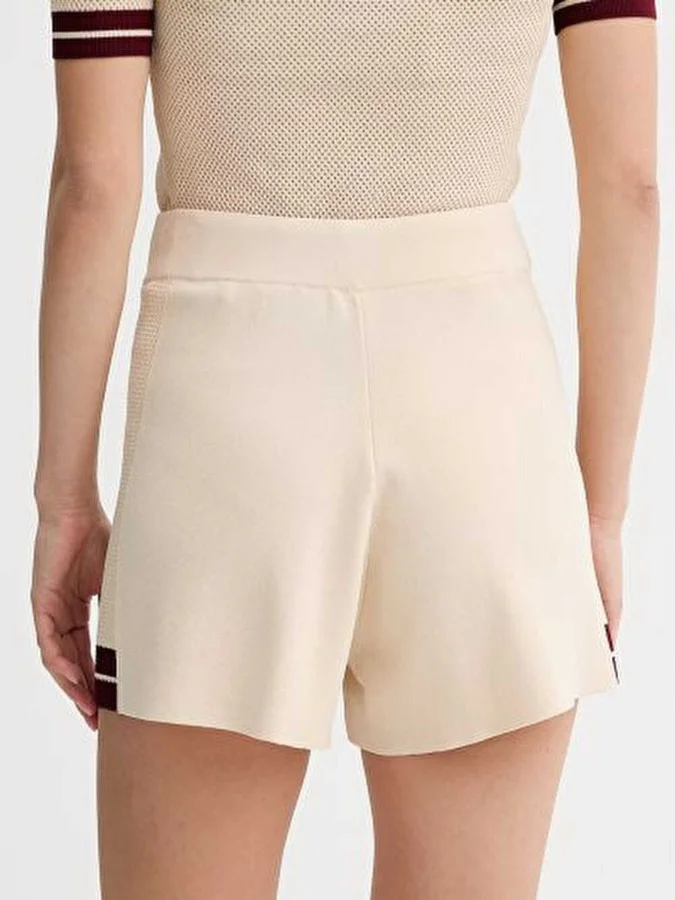 Guess - GABRY WIDE SHORT SWTR 2