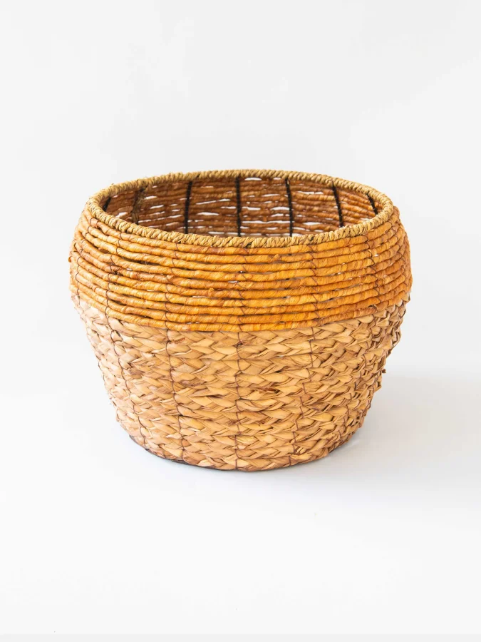 Item International -...